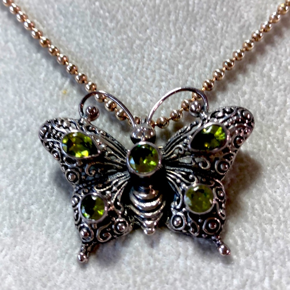 Pendant/Brooch Silver and Peridot NWOT